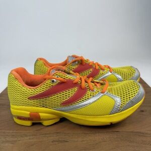 New NIB Mens Newton Distancia S Distance S Yellow Running Sneakers Size 8.5 D